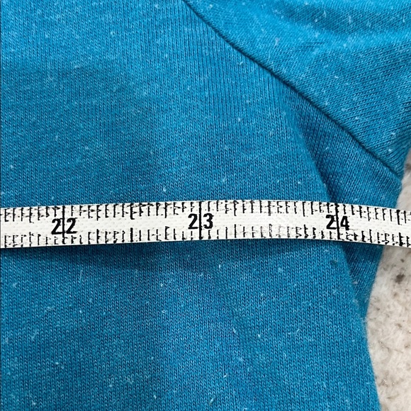 Life Is Good Men's Blue 'Lake My Day' Graphic Tee - Picture 4 of 6